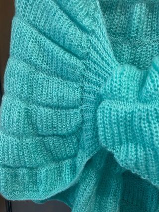 Mañanita artesanal vintage color turquesa