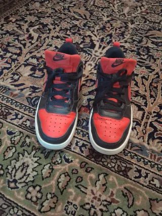 Scarpe Nike Rosse e Nere