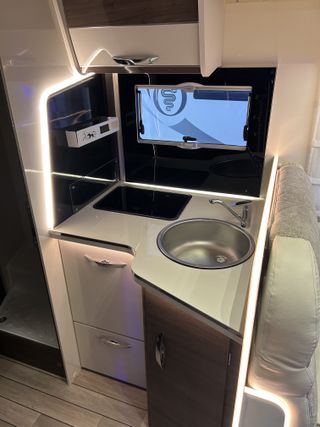 Mc Louis Yearling – Cama en isla, 41.000 km, impec