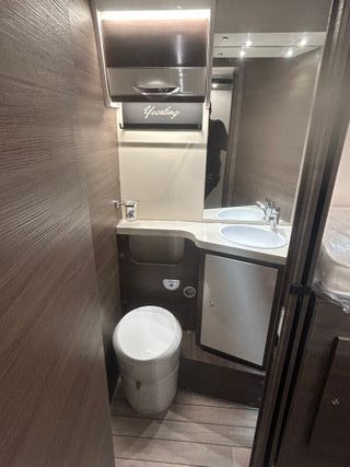 Mc Louis Yearling – Cama en isla, 41.000 km, impec