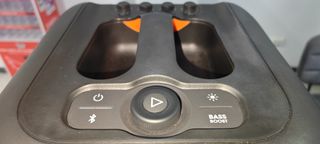 JBL Partybox Encore - COMO NUEVO.