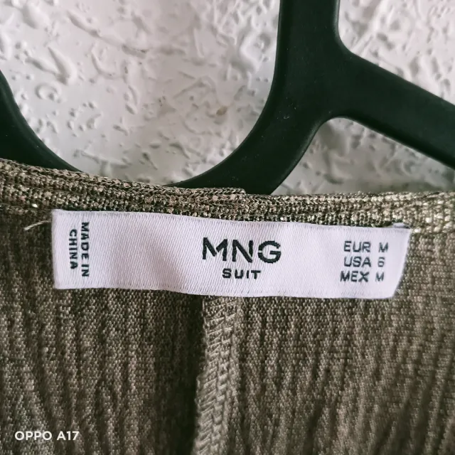 Vestido MNG dorado Talla M