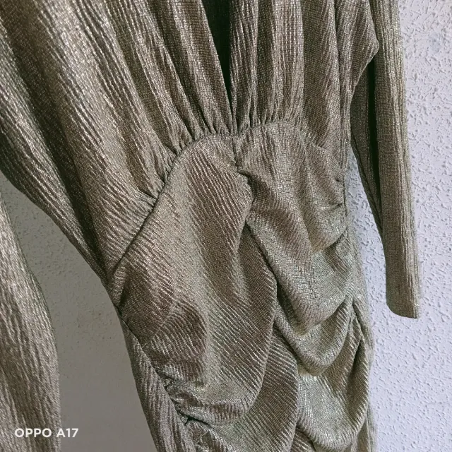 Vestido MNG dorado Talla M