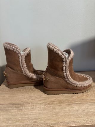 Botas Mou