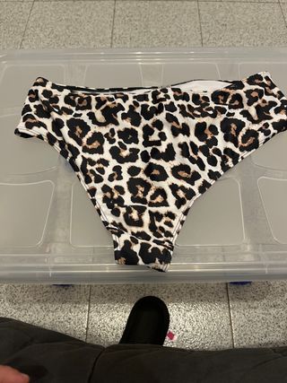 Parte de abajo bikini tanga estampado leopardo