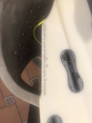 Tabla Firewire Cymatic + Traje Honda L