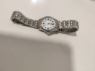 Reloj Casio Plata y Blanco
