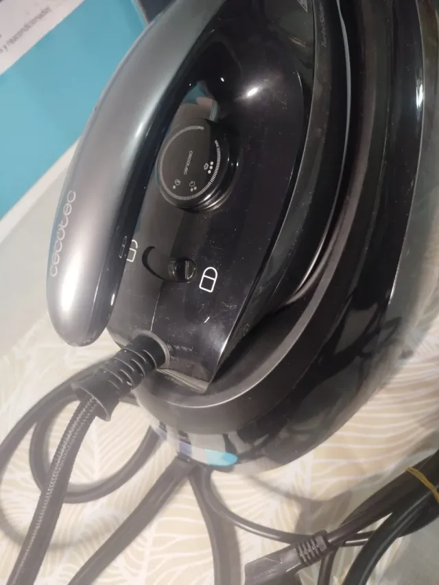 Centro Planchado Cecotec Fast&Furious 8060