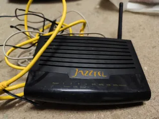 Router Jazztel ADSL WiFi Negro