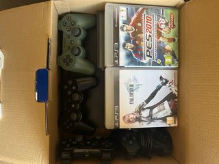 PS3 Slim + 15 Juegos + 4 Mandos