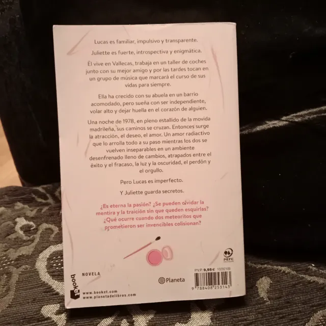 Tú y yo, invencibles: La autora más vendida del...