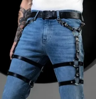 Harness per gambe in pelle