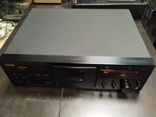 Platina Teac V-3000 Negra
