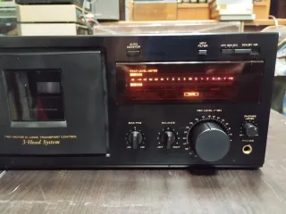 Platina Teac V-3000 Negra