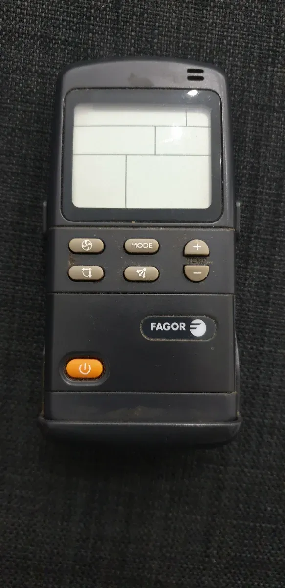 Mando Aire Acondicionado Fagor Negro