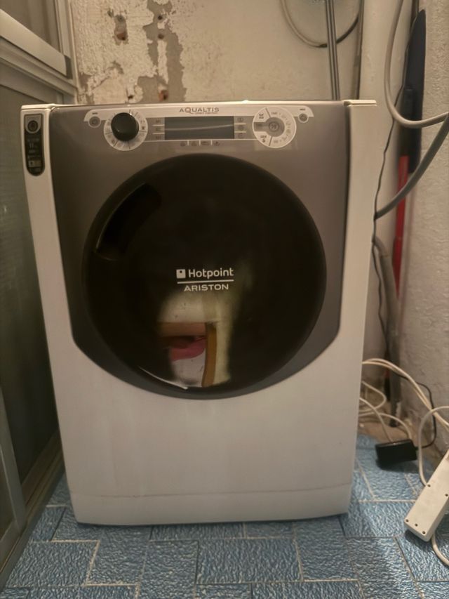 Lavadora Hotpoint Ariston Aqualtis