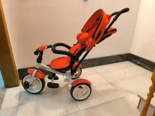 Triciclo para niños color rojo