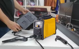 SOLDADOR INVERTER 200A