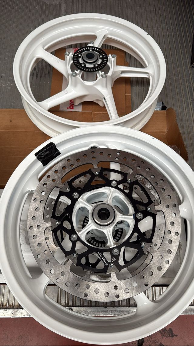 Llantas Yamaha R6 2017-2025