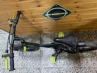 Bicicleta Infantil B'Twin 16 ̈ muy buen estado.