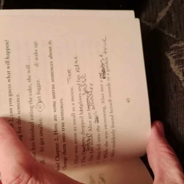 Oxford Bookworms Library: Alice’s Adventures in...