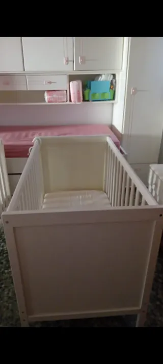 2 Cunas y 2 Cambiadores 40 € por piezas