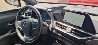 Lexus UX250 2023