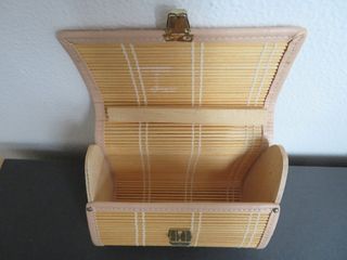 Bolso de mano de mimbre