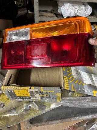 Fanalini posteriori Renault 9 nuovi sx e dx