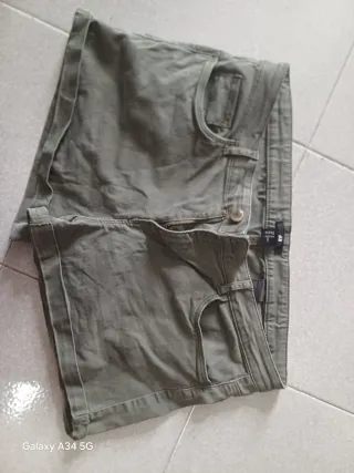 Shorts H&M verde oliva taglia M