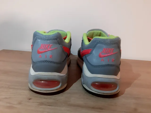 Zapatillas Nike Air Max Talla 38.5 Gris/Rosa
