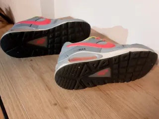 Zapatillas Nike Air Max Talla 38.5 Gris/Rosa