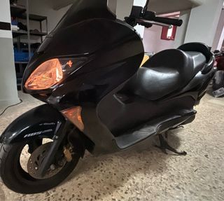 Honda Forza 250cc