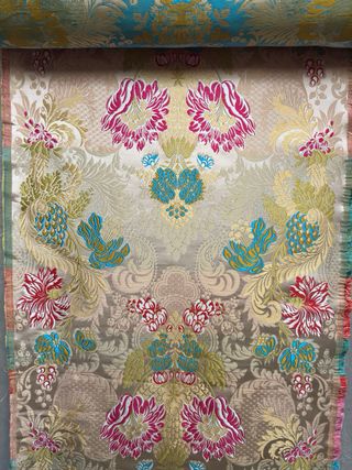 Tela fallera de seda estrecha antigua