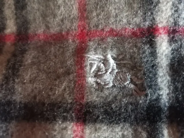 Bufanda Burberry Gris y Rosa