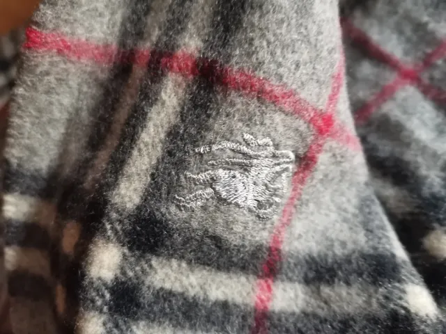 Bufanda Burberry Gris y Rosa