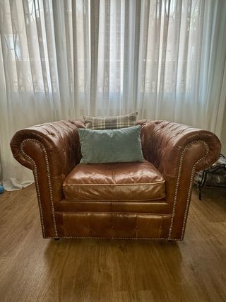 Butacón Chester  color coñac