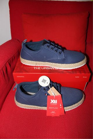 Scarpe Xti blu con suola in corda
