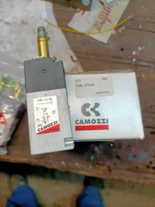 Cuerpo de válvula Camozzi 338L-015-02