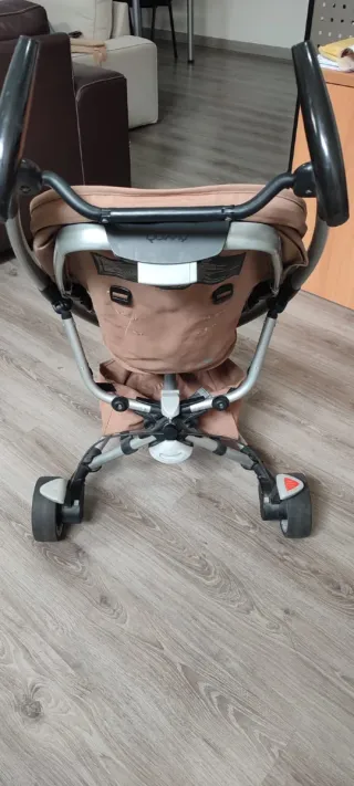 Carrito de paseo para bebé