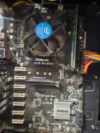 Placa Base ASRock H110 Pro BTC+