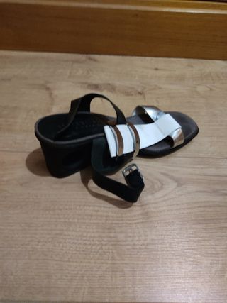 Sandalias hispanitas