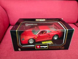 Bburago Ferrari F40 1:18 con scatola originale
