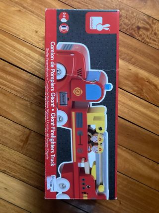 camión de bomberos de madera