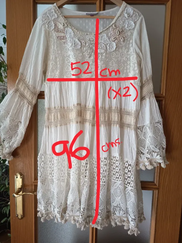Vestido boho encaje y bordados Color blanco crudo/