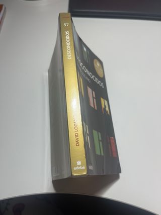 DESCONOCIDOS: Premio EDEBÉ de Literatura Juveni...