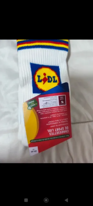 Lote Ropa Lidl: Chaqueta, Gorro y Calcetines