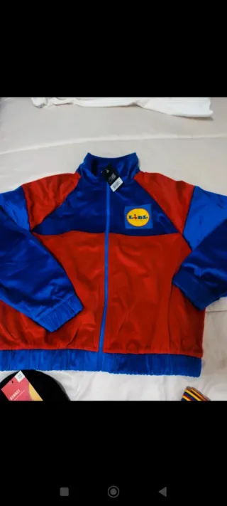 Lote Ropa Lidl: Chaqueta, Gorro y Calcetines