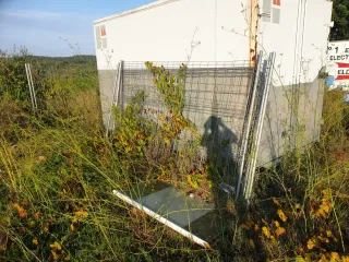 Caja 2.40 de alto 2.55 ancho y 4./y medio de largo