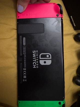 Nintendo switch, edición Pikachu